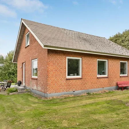 Ewelina - 15km From The Sea By Interhome *